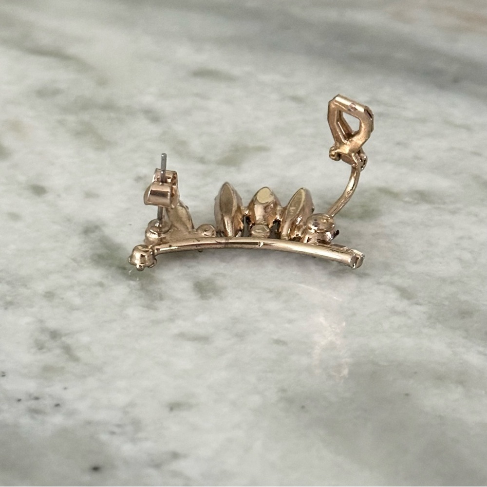 Sparkly Ear Cuff Gold & White Stones - Statement Earrings- Costume Jewelry - Picture 5 of 12